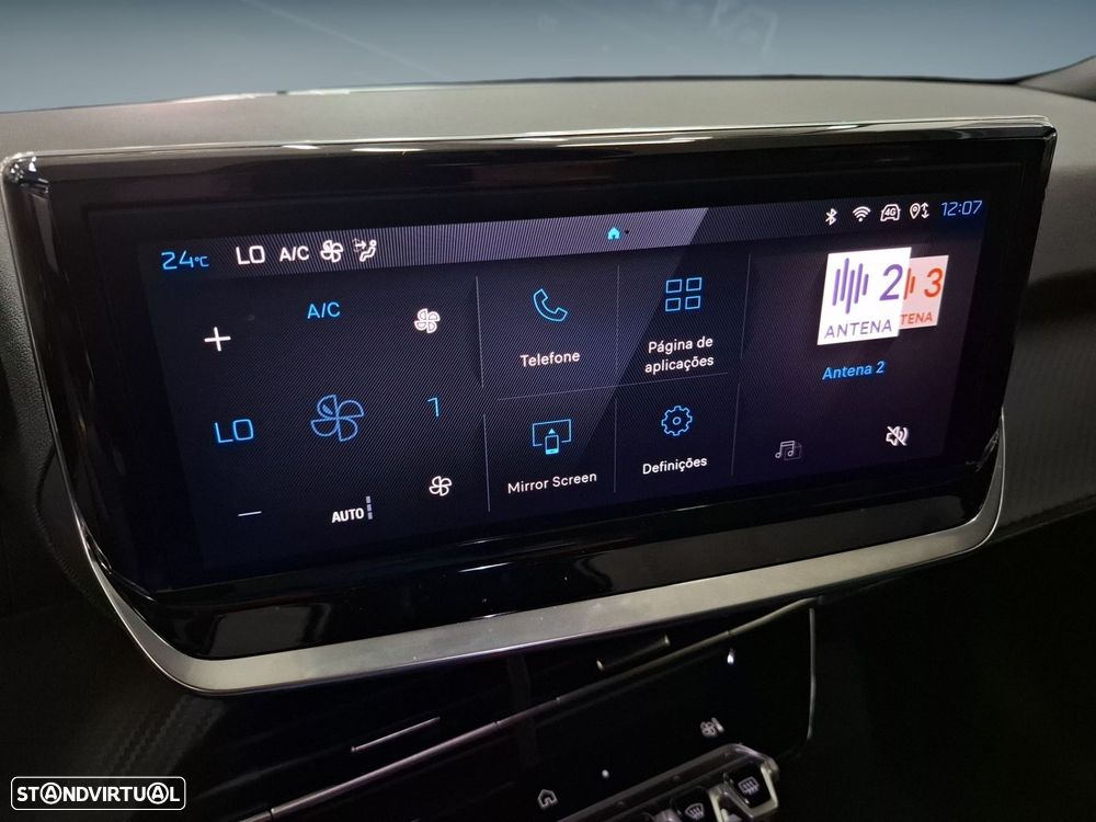 Peugeot 2008 1.2 PureTech Allure - 20