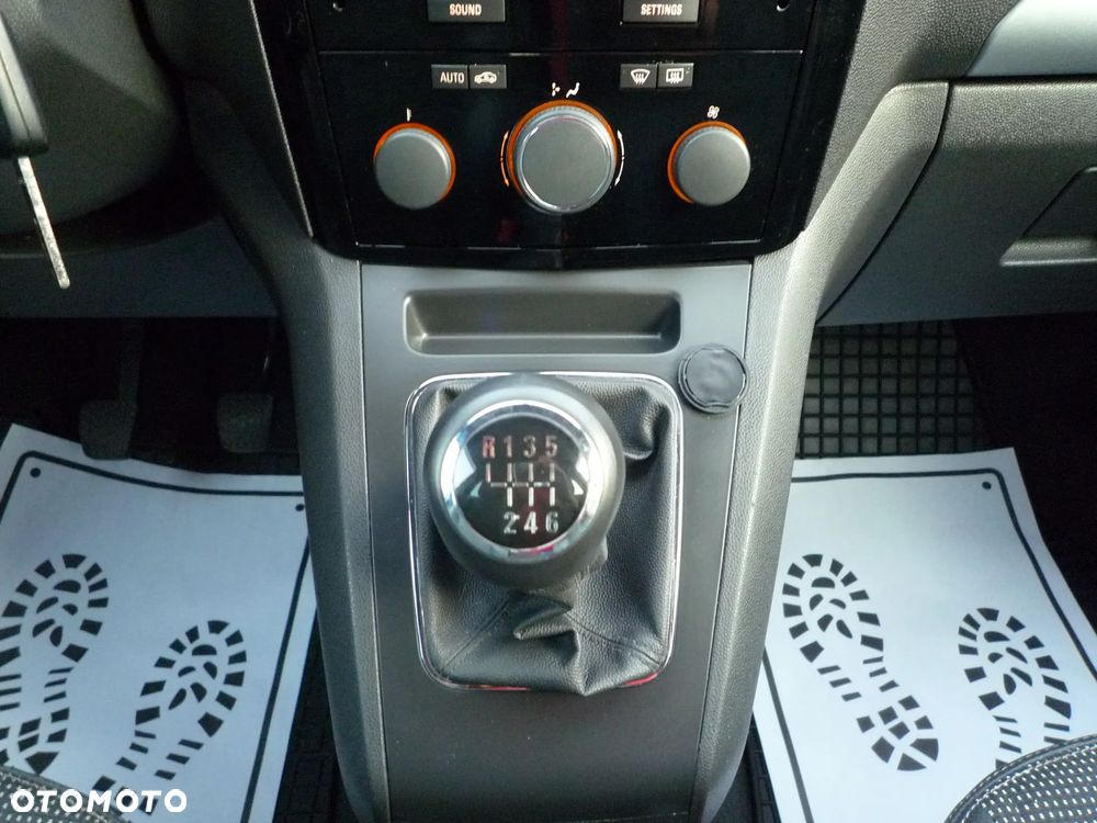 Opel Zafira 1.7 CDTI Cosmo - 27