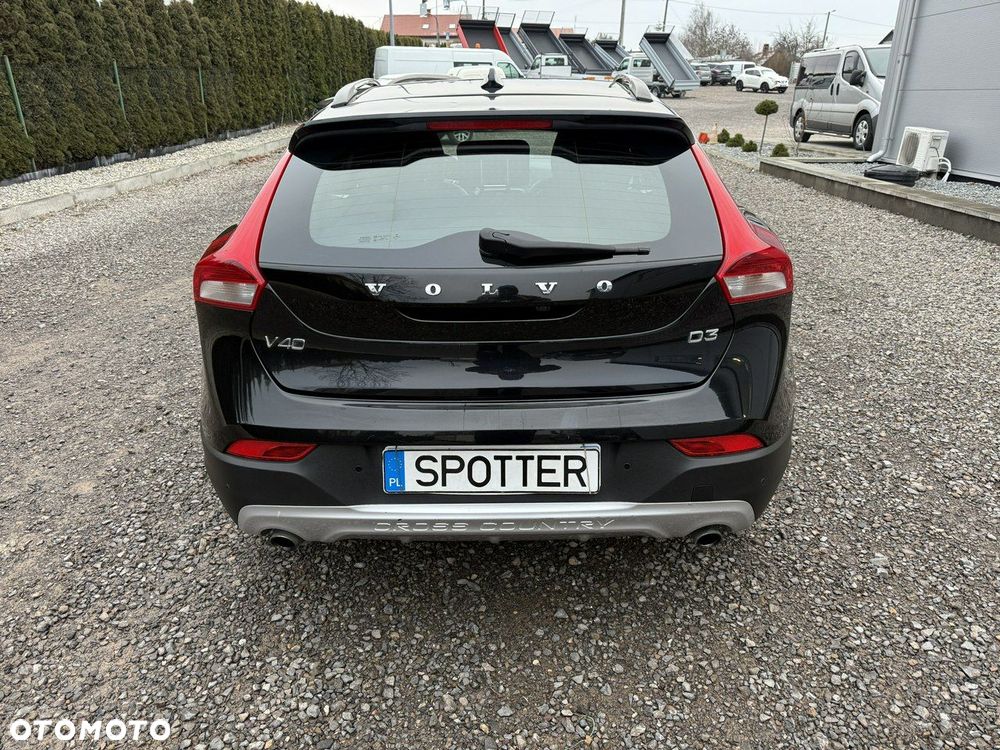 Volvo V40 Cross Country - 7