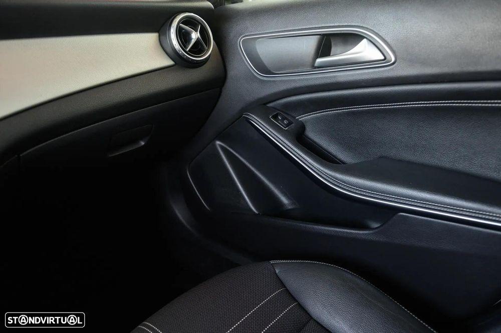 Mercedes-Benz GLA 200 CDI Aut. - 37