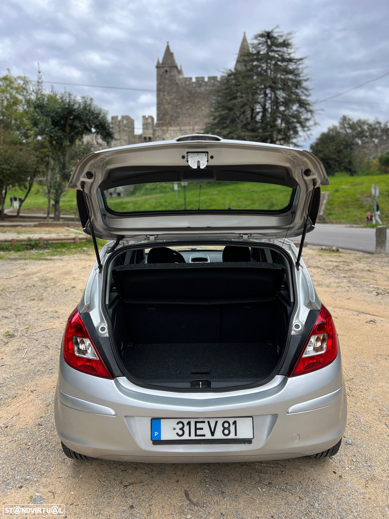 Opel Corsa 1.3 CDTi CMON - 9