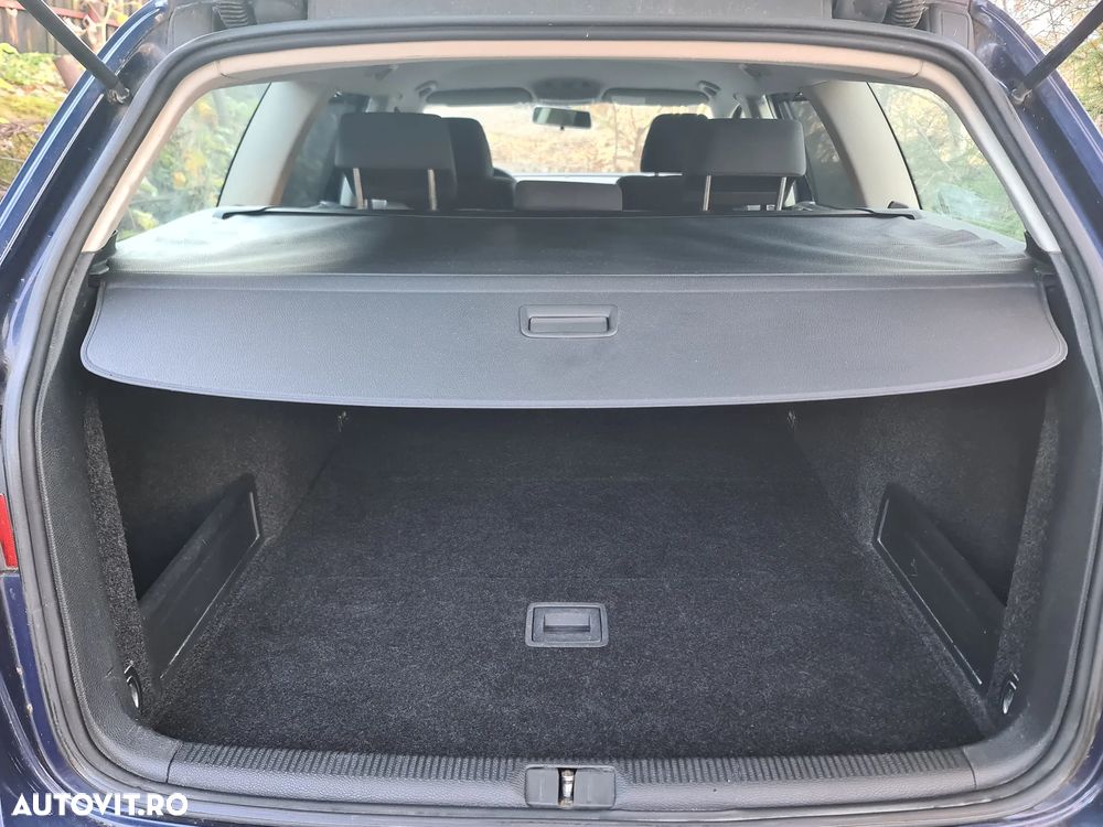 Volkswagen Passat Variant 1.8 TSI Comfortline - 19