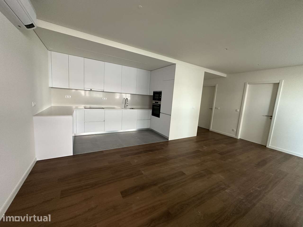 Apartamento T1 Novo | Condomínio Verde Vale | Maia - Grande imagem: 4/17