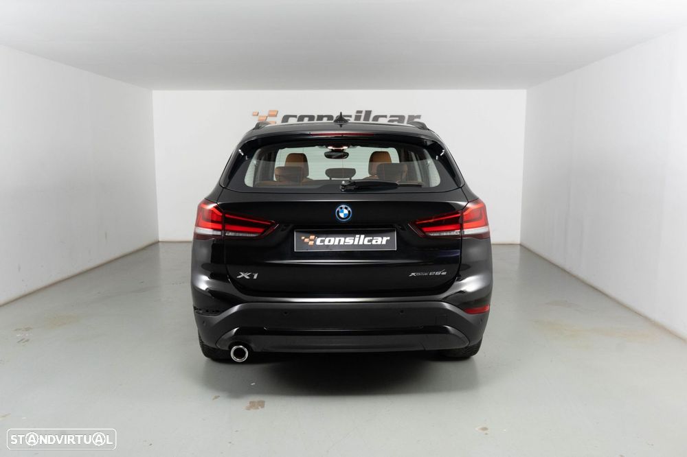BMW X1 25 e xDrive Corporate Edition - 5