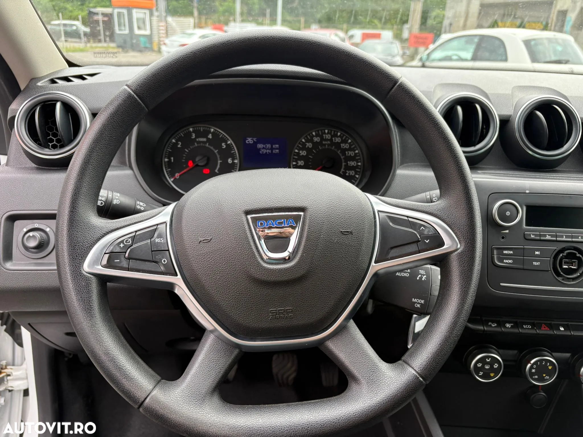 Dacia Duster 1.5 Blue dCi 4WD Comfort - 8