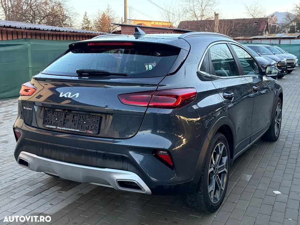 Kia XCeed - 12