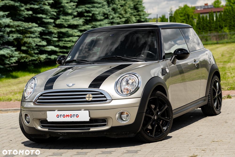 MINI Cooper 50 Camden - 3