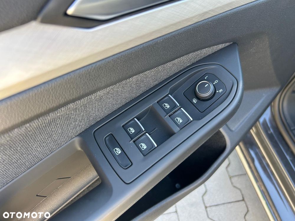 Volkswagen Golf 2.0 TDI Life Plus DSG - 27