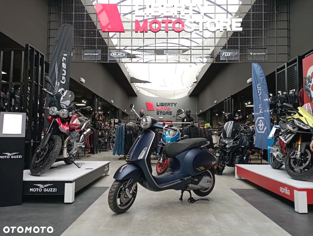 Vespa Primavera - 3