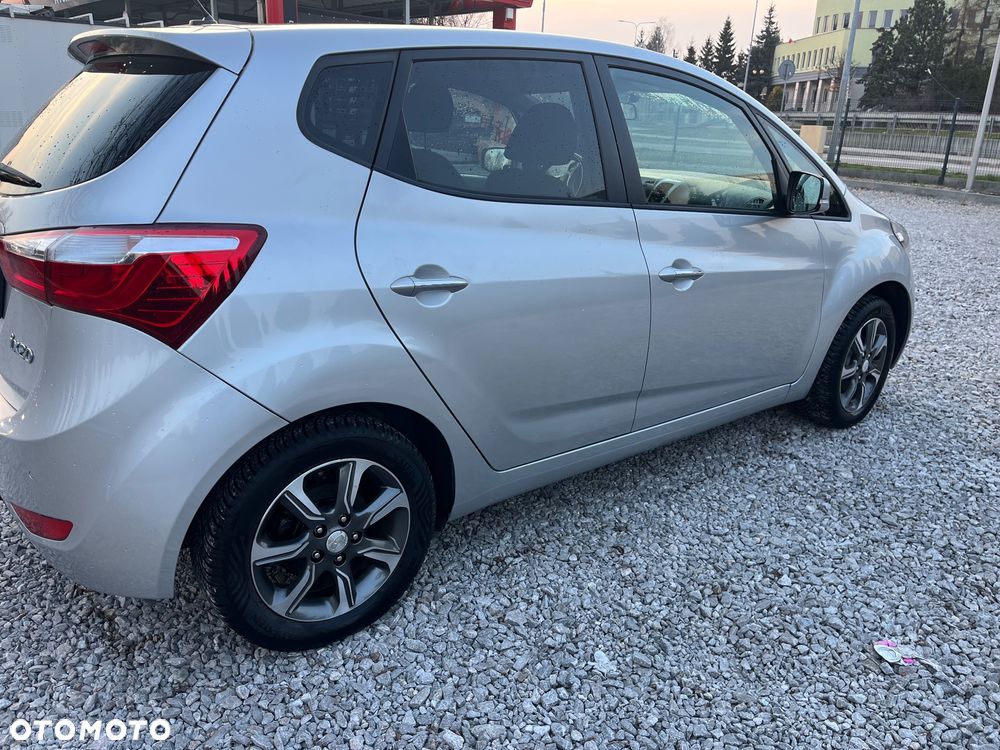 Hyundai ix20 1.6 Automatik YES Silver - 4