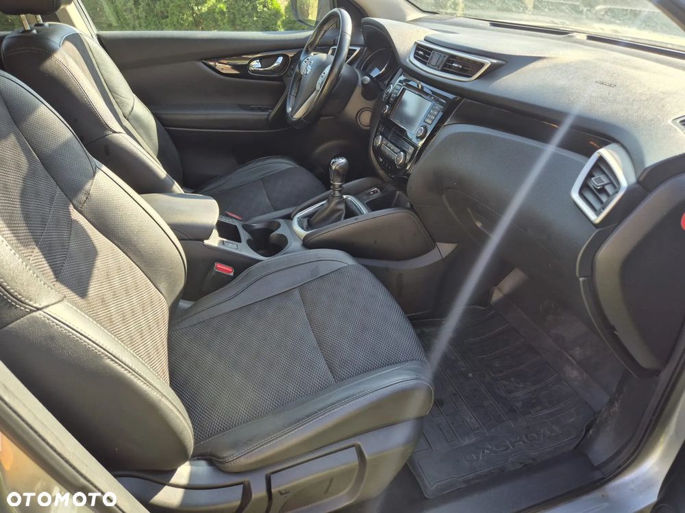 Nissan Qashqai 1.2 DIG-T Tekna - 12