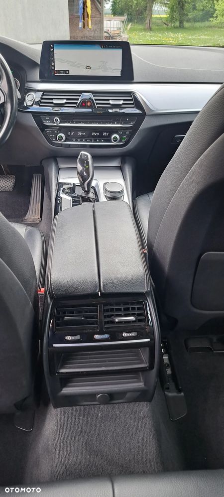 BMW Seria 5 520d Luxury Line - 19