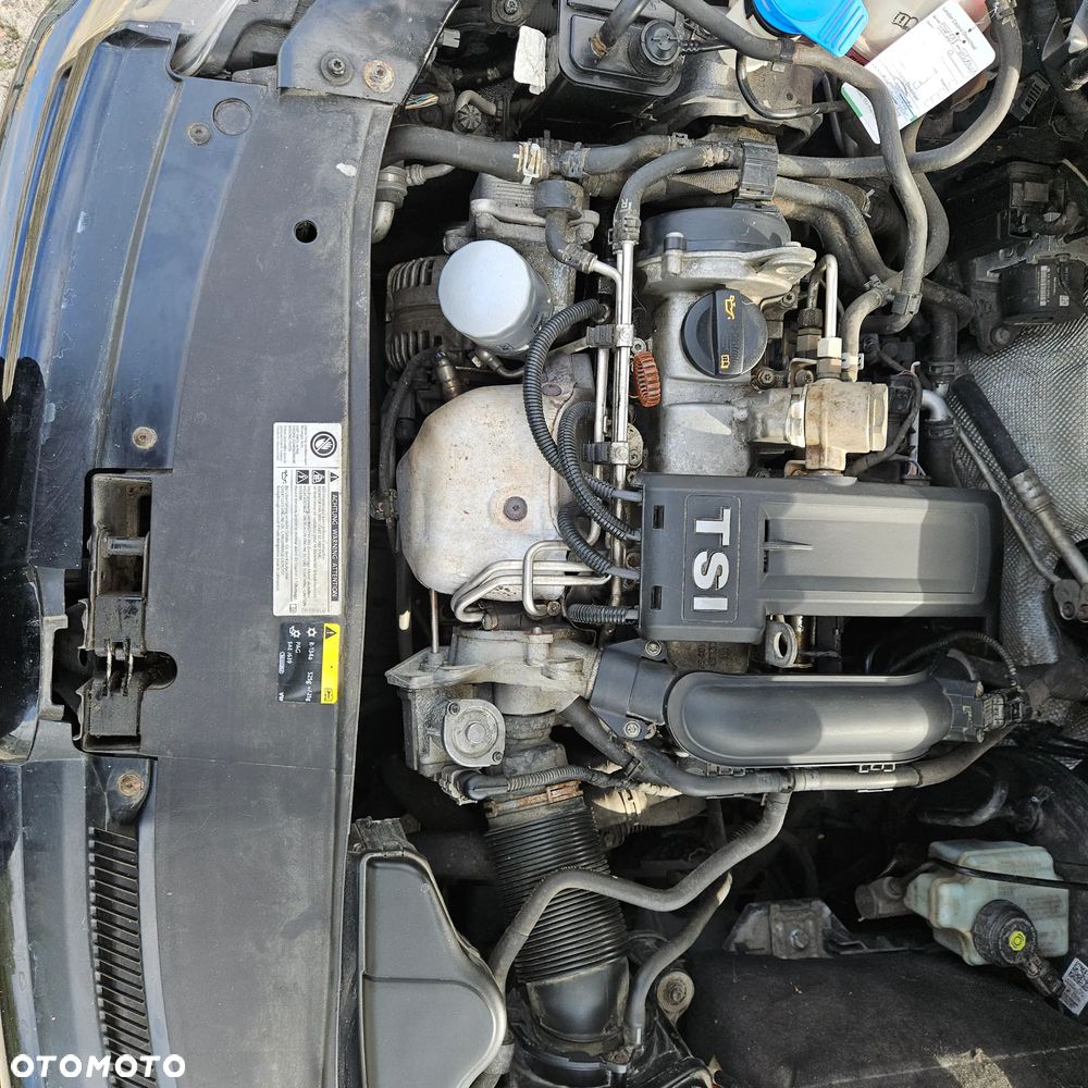 Volkswagen Golf 1.2 TSI BMT Start - 24