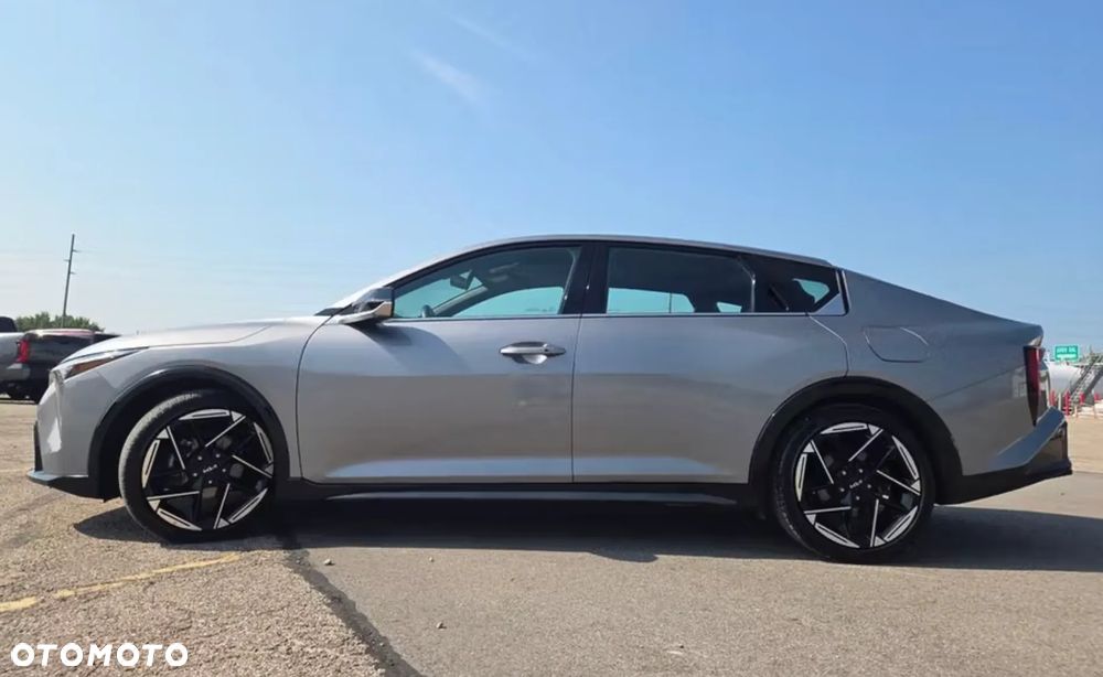 Kia K4 - 8