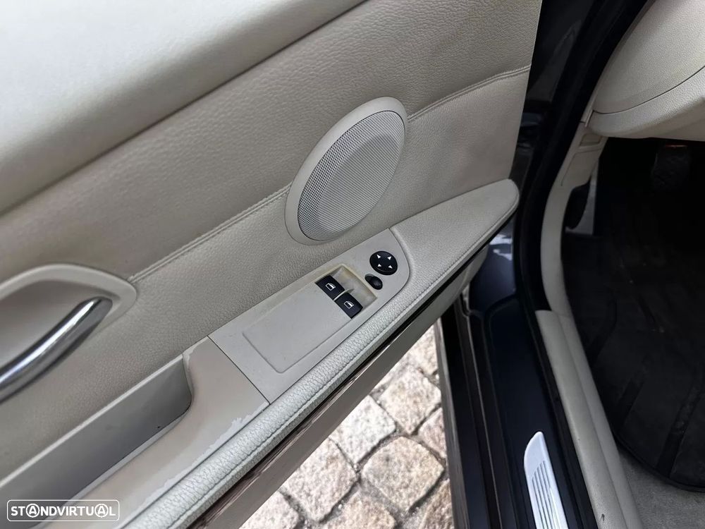 BMW 320 d Coupe - 38