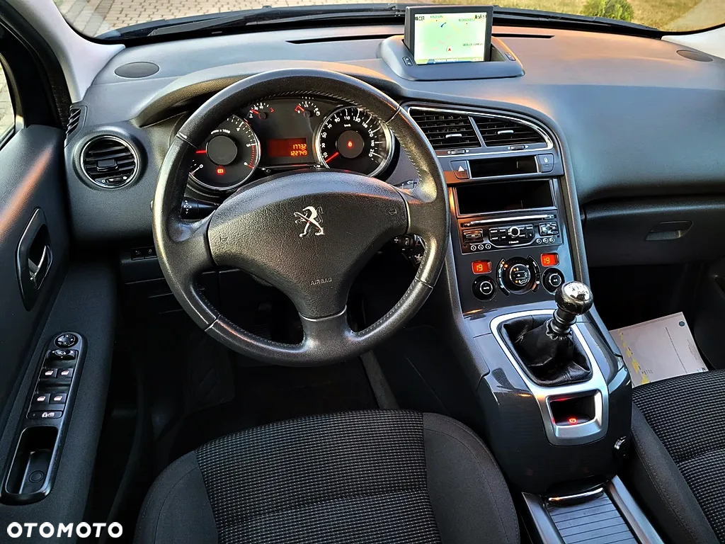 Peugeot 5008 1.6 HDi Style 7os - 14
