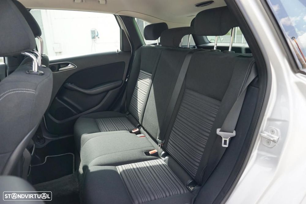 Mercedes-Benz B 180 CDI BlueEFFICIENCY - 29