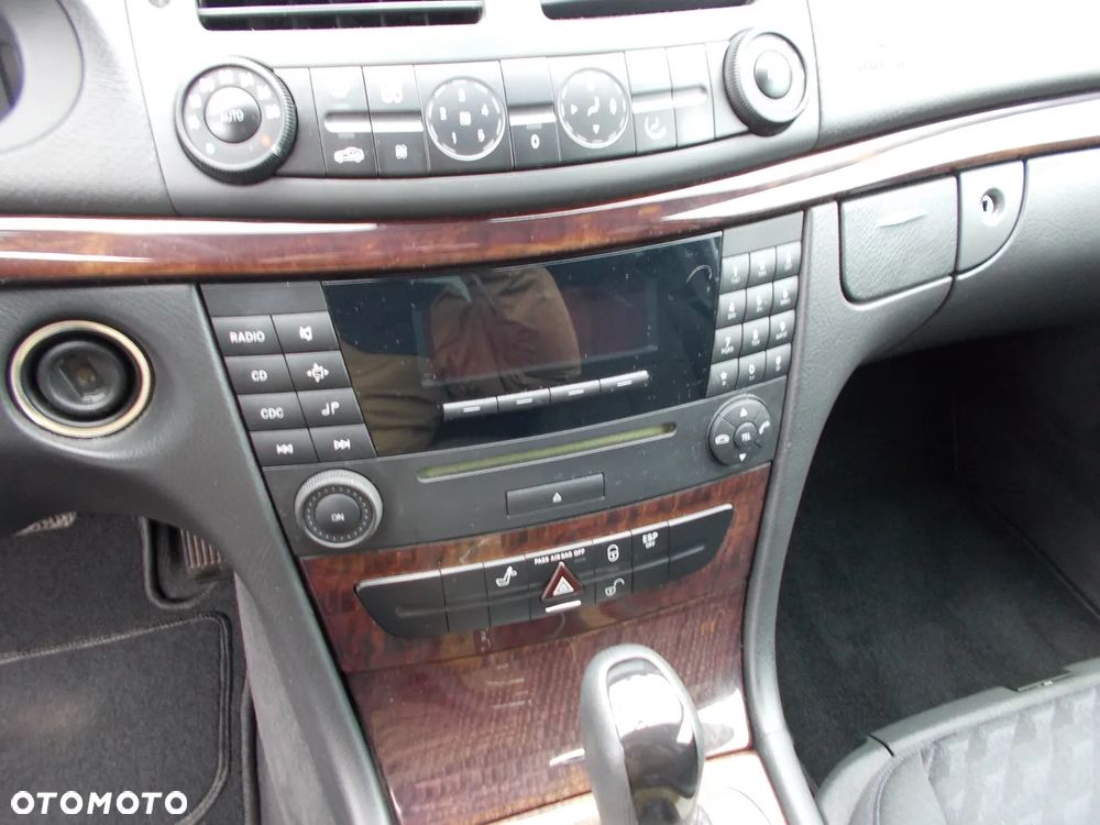 Mercedes-Benz Klasa E - 20