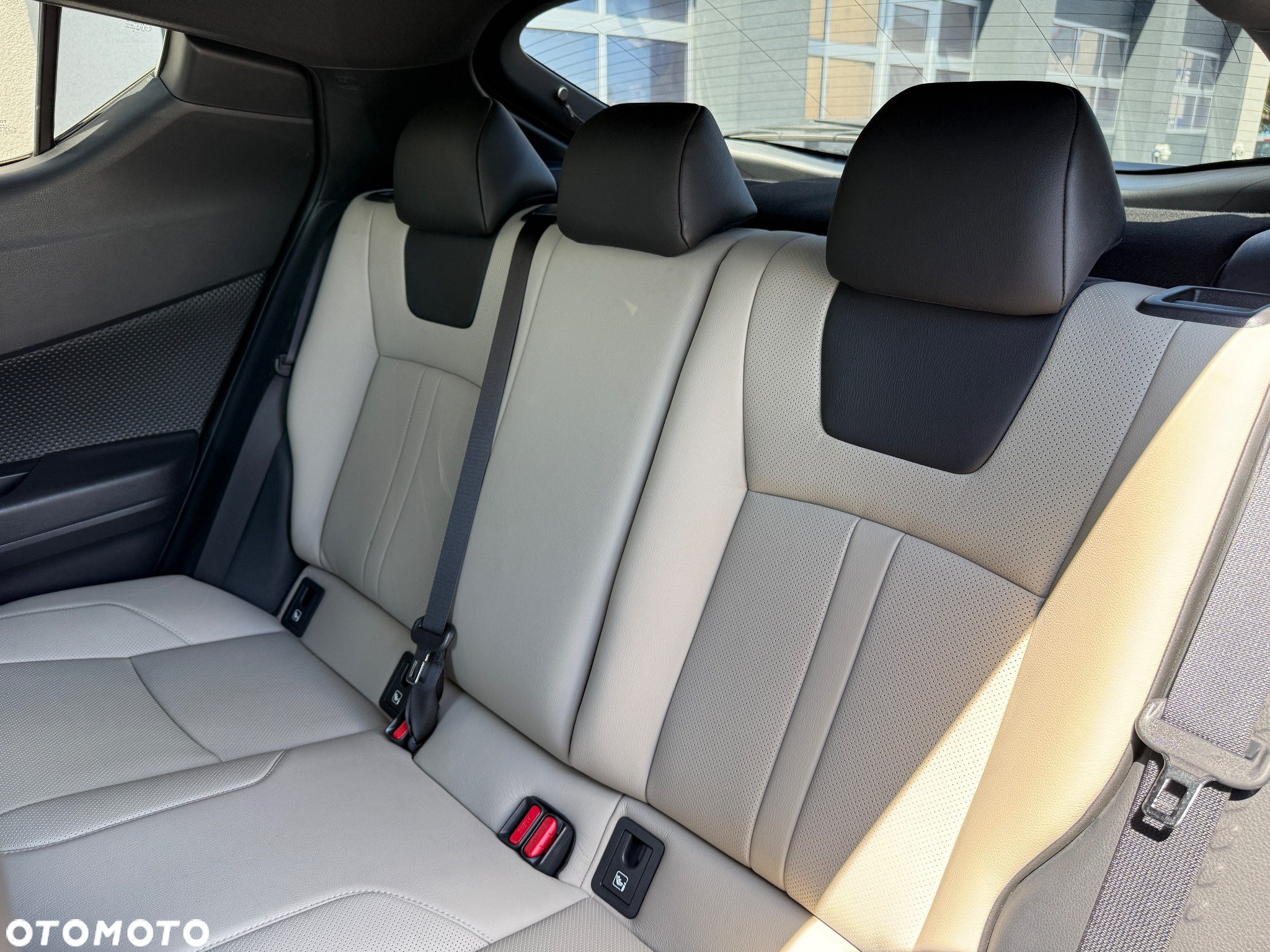 Toyota C-HR 2.0 Hybrid Selection Orange - 14