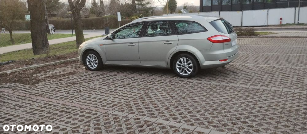 Ford Mondeo - 16