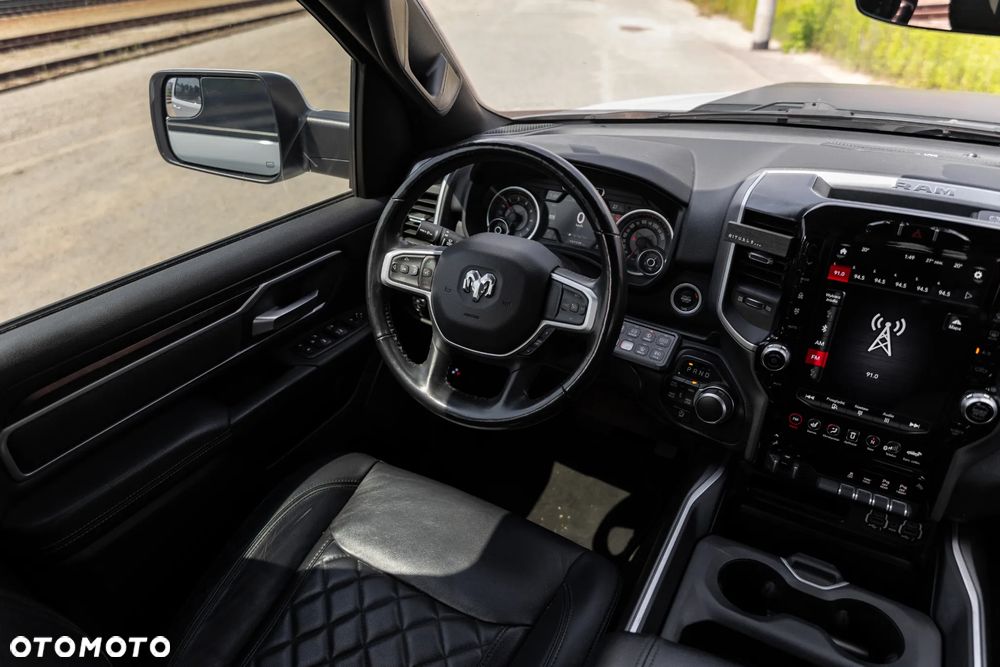 RAM 1500 5.7 Crew Cab Bighorn - 31