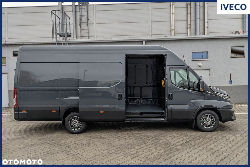 Iveco Daily 35S18 18m3 L4H3 3.0 180KM - 12