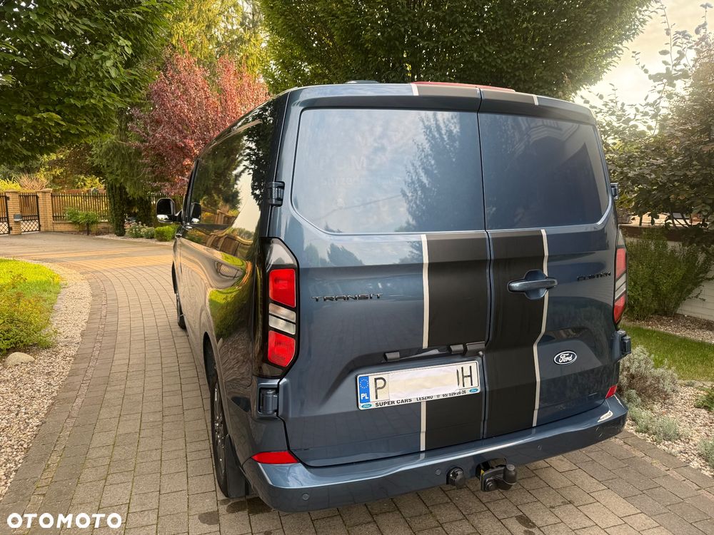 Ford Transit Custom 320 L2H1 Limited 2.0 150KM - 6