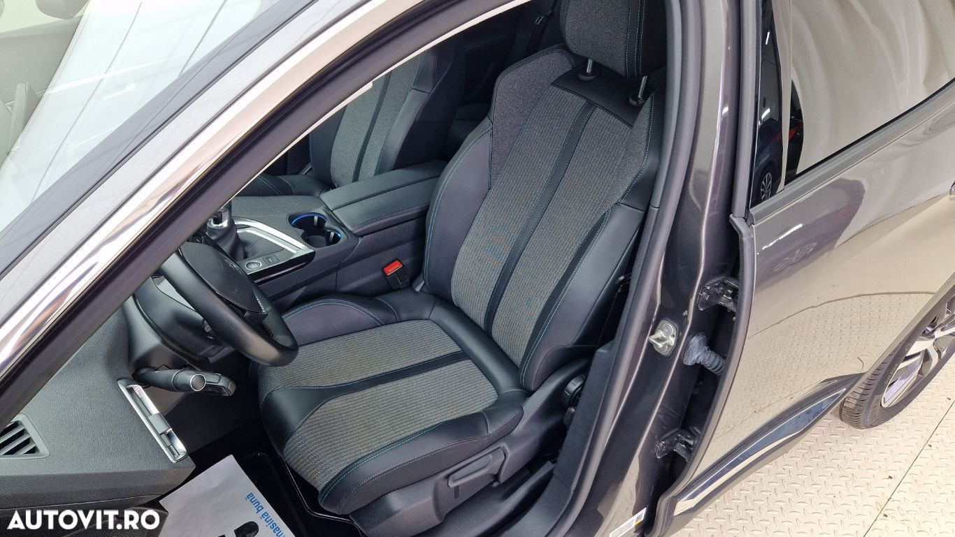 Peugeot 3008 - 12
