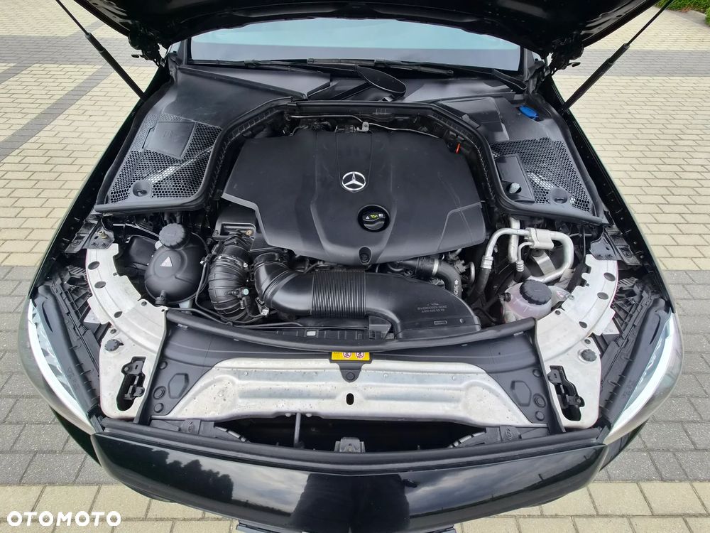 Mercedes-Benz Klasa C 200 d 9G-TRONIC - 16