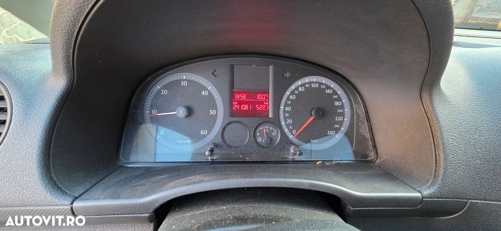 Volkswagen Caddy - 18