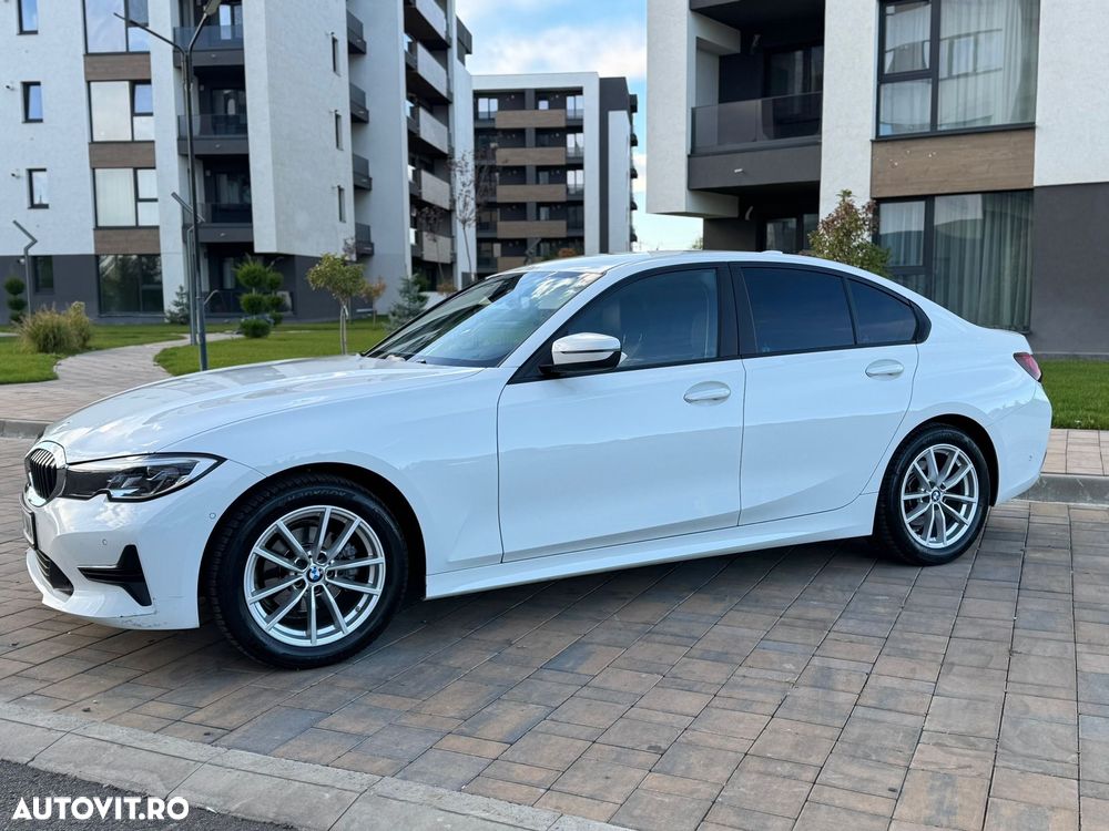BMW Seria 3 318i AT - 9