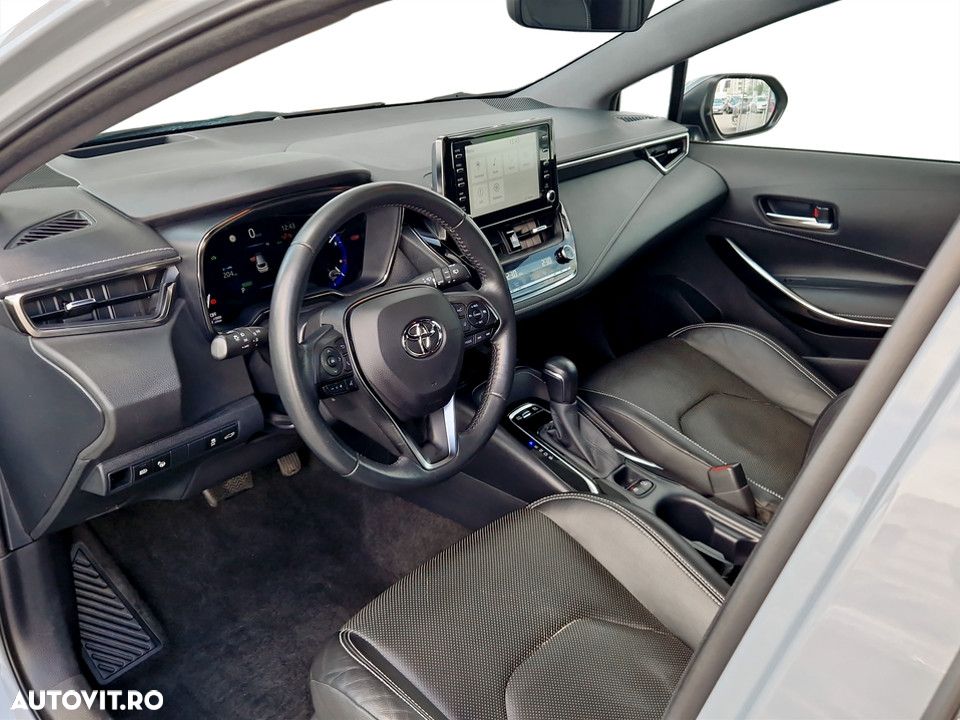 Toyota Corolla - 18