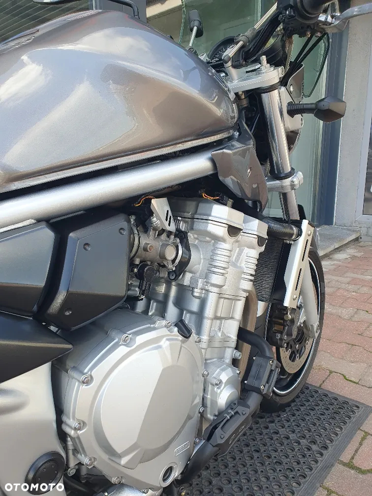 Suzuki Bandit - 7