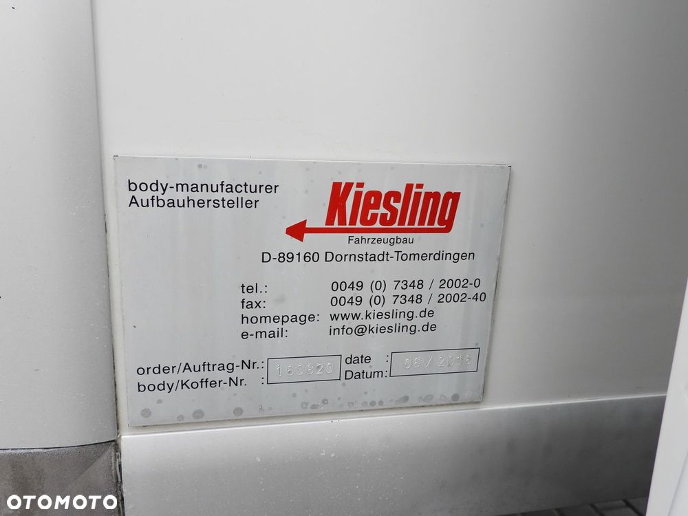 Iveco DAILY 70C17 CHŁODNIA 1*C WINDA 10 PALET ZASILANIE 230V TEMPOMAT KLIMATYZACJA PNEUMATYKA AUTOMAT HI-MATIC BLIŹNIACZE KOŁA  170KM - 29