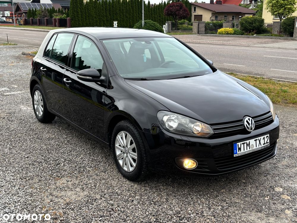 Volkswagen Golf - 2