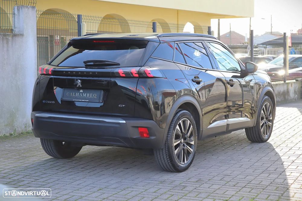 Peugeot e-2008 50 kWh GT - 5