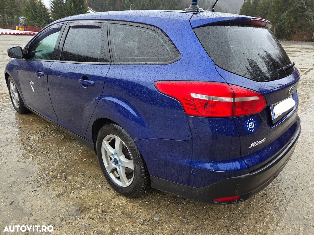 Ford Focus 1.5 TDCi DPF Start-Stopp-System Aut. Titanium - 6