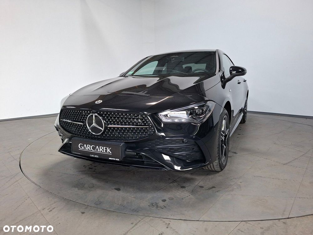 Mercedes-Benz CLA - 2