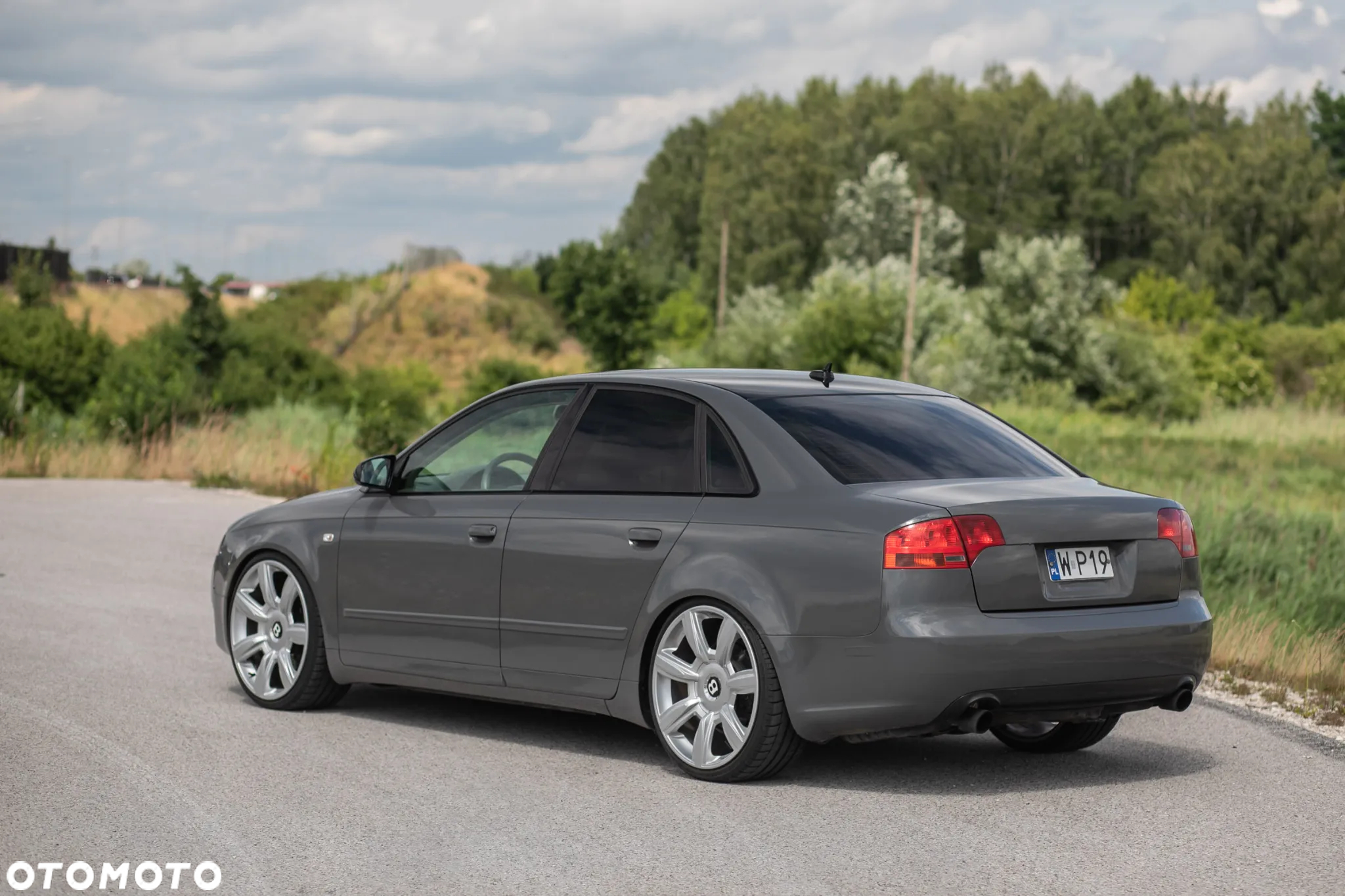Audi A4 2.0T FSI Quattro - 7