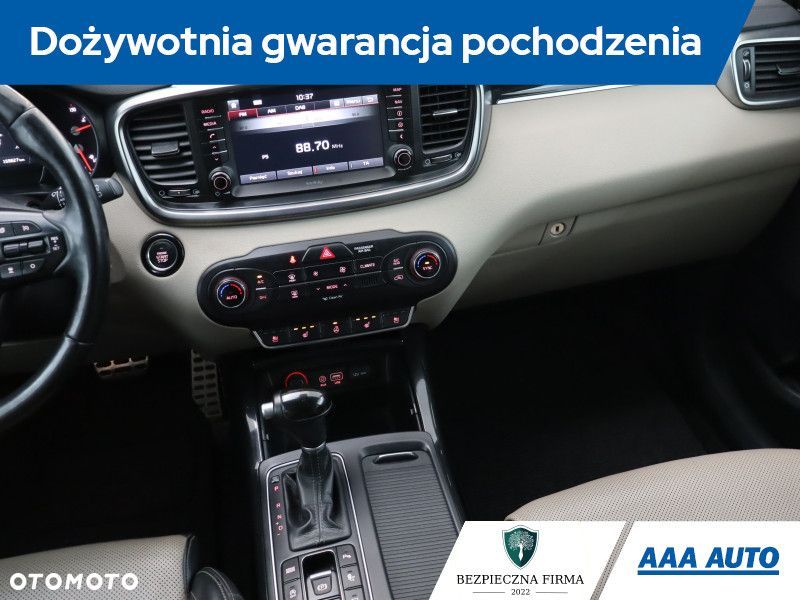 Kia Sorento - 10