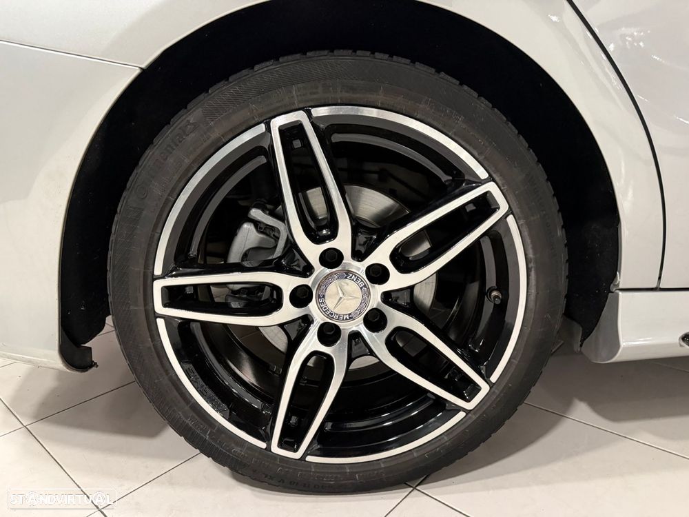 Mercedes-Benz CLA 180 d Shooting Brake AMG Line Aut. - 19