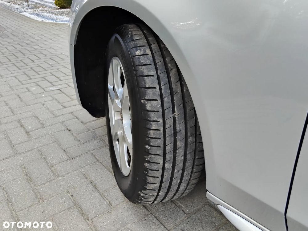 Audi A4 Limousine 2.0 TDI DPF - 34