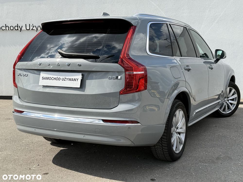 Volvo XC 90 - 8