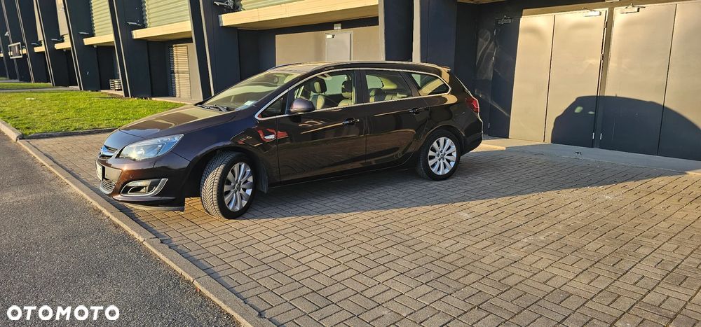 Opel Astra 1.4 T Cosmo EU6 - 3