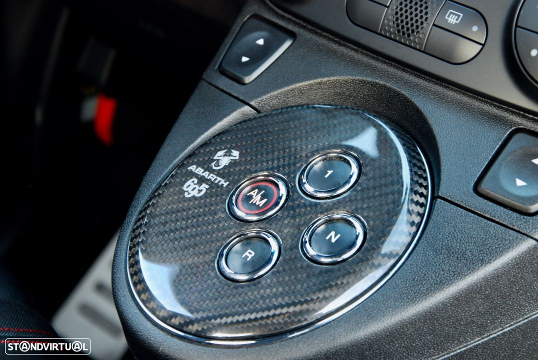 Abarth 695 1.4 T-Jet Tributo Ferrari MTA - 42