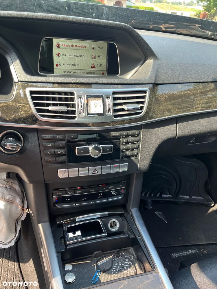 Mercedes-Benz Klasa E 220 CDI DPF BlueEFFICIENCY Automatik Avantgarde - 9