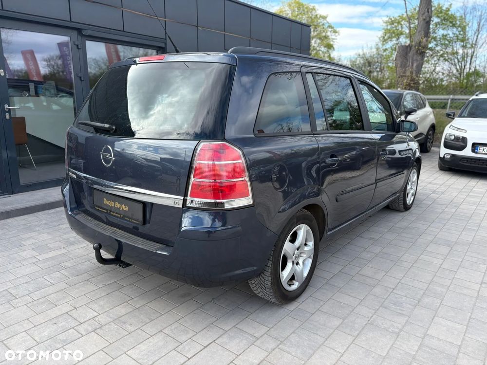 Opel Zafira 1.6 - 7