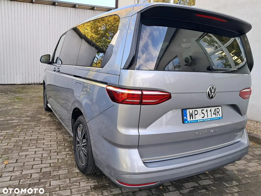 Volkswagen Multivan - 7