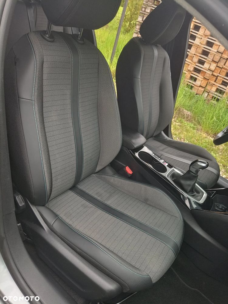 Peugeot 208 PureTech 75 Active Pack - 32