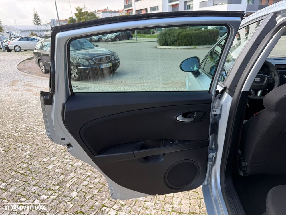 SEAT Leon 1.6 TDI ECOMOTIVE Reference - 19